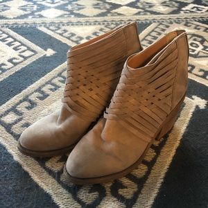 Steve Madden booties